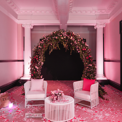 MISS DIOR迪奥小姐晚宴  邂逅全新玫舞轻旋淡香水