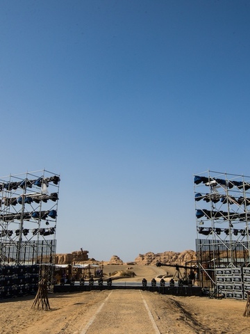 李宁三十而立·丝路探行主题派对续写丝路传奇