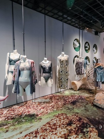青色atelier intimo，一衣一带尽显优雅