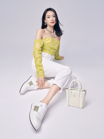 「 璀璨之履，闪耀自我」  JIMMY CHOO 官方旗舰店盛大入驻天猫