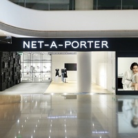 NET-A-PORTER 中国首个线下限时体验空间