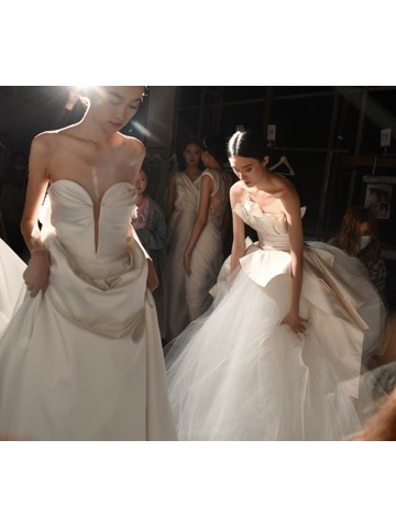 PRONOVIAS GROUP宝诺雅集团  惊艳亮相SS21上海时装周（SIFS）