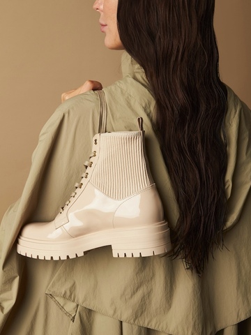 Gianvito Rossi推出2020/2021经典系列靴履