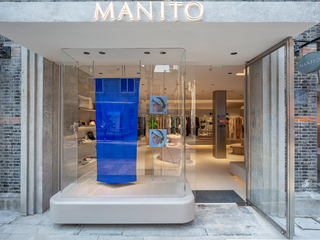MANITO 上海新天地精品店，真丝筑梦之旅
