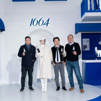 1664邀你与迪丽热巴一起 礼享玩味此刻 开启梦幻新年