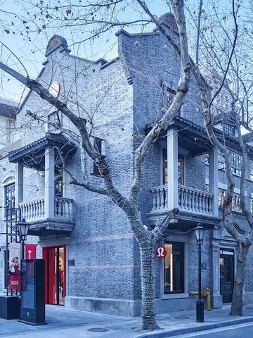 lululemon上海新天地门店重装开幕 惊喜焕新