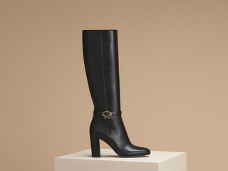 Gianvito Rossi浪漫呈现Ribbon绑带搭扣系列