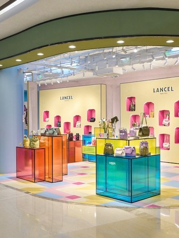 法国皮具品牌Lancel快闪店盛大开幕 携手品牌大使佟丽娅闪耀新年