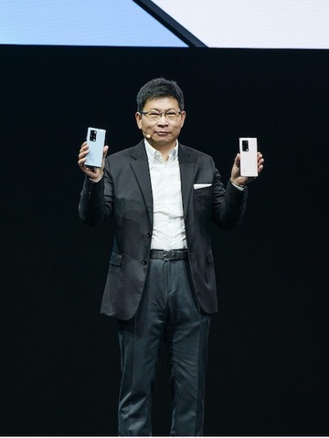 新一代折叠旗舰华为Mate X2发布，定义折叠旗舰行业标准