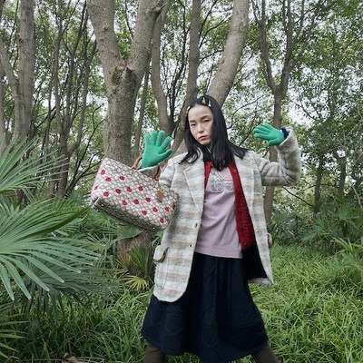 Coach隆重发布2021秋冬高级服饰系列“Coach Forever”第二季