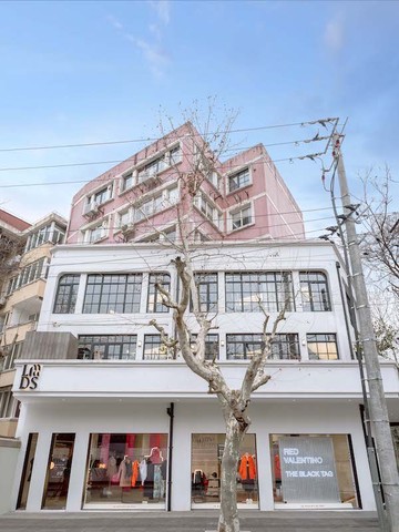 REDVALENTINO X LMDS独家快闪店