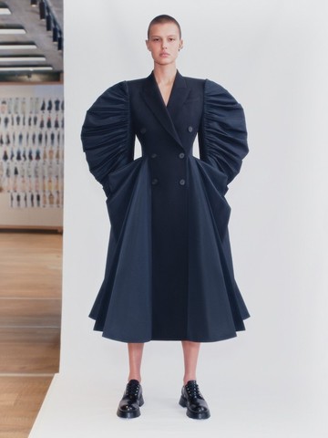 Alexander McQueen  可持续与再创造