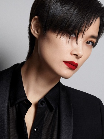 YSL圣罗兰彩妆护肤代言人  李宇春Chris Lee