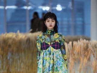 WATER RIPPLES- SHUTING QIU 2021秋冬成衣系列发布