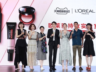 想和邓伦来一场完美南法约会？你还差这一瓶！  欧莱雅「定妆棒」喷雾全天控油定妆妆容时刻在线