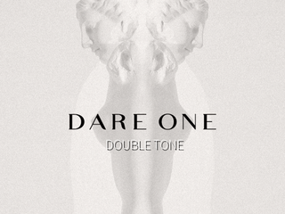 色彩意境，绮丽丝光 DARE ONE双色艺术，打造春日怦然心动的瞬间
