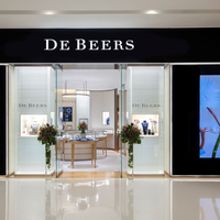 戴比尔斯 (DE BEERS) 成都IFS店盛装揭幕
