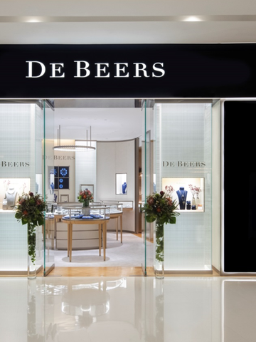 戴比尔斯 (DE BEERS) 成都IFS店盛装揭幕