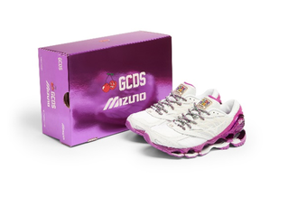 GCDS街嘻帝携手Mizuno美津浓发布联名系列重塑经典鞋款