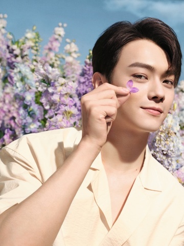 自然爱 在一起  法国娇兰携手许凯共同开启法国娇兰天猫超级品牌日