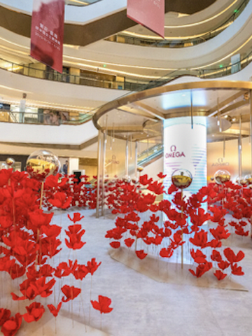 “繁花·星海” 欧米茄女士腕表展成都首站盛大揭幕