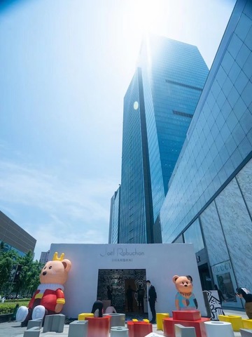 乔尔·卢布松 “来自星星的卢布熊”线下超级快闪店今日开幕