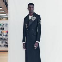 Alexander McQueen  2021秋冬男装系列瞩目呈现