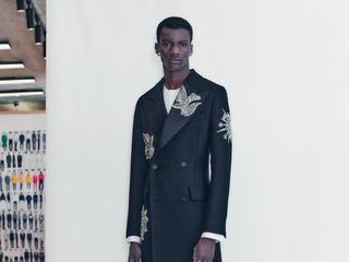Alexander McQueen  2021秋冬男装系列瞩目呈现