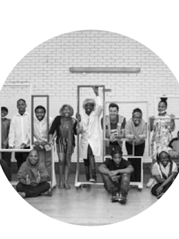 CHRISTIAN LOUBOUTIN 携手SABRINAELBA 与 IDRISELBA 为支持五家非盈利组织创作胶囊系列：WALK A MILE IN MY SHOES 