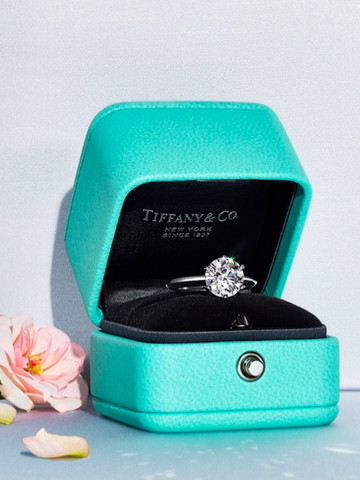 匠心凝聚，璀璨钻石 蒂芙尼创行业先锋，引领钻石原产地及其工艺溯源全透明化