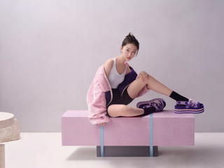 UGG®毛茸云石系列全新上市，精彩演绎毛茸甜酷风