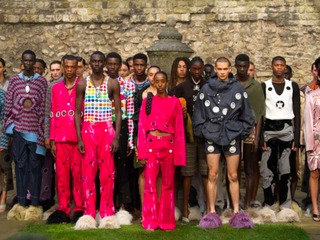 PRONOUNCE 2022 春夏系列发布 2022 / 09 / 21 - 伦敦时装周 ◯| CIRCULAR 「◯|圆 」