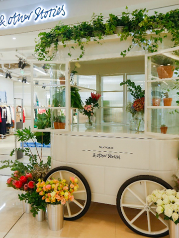 & Other Stories全国首家线下门店于上海环贸iapm商场重磅揭幕