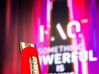 在丝芙兰体验FAQ™芙颜珂沙龙级护肤体验 全新FAQ™102肌活御龄射频美容仪，定义抗老逆颜新方案