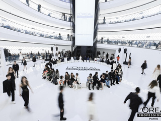 2021巴黎欧莱雅PRO秋冬发艺时尚大秀开启潮色新势， 引领法式染时尚新风潮