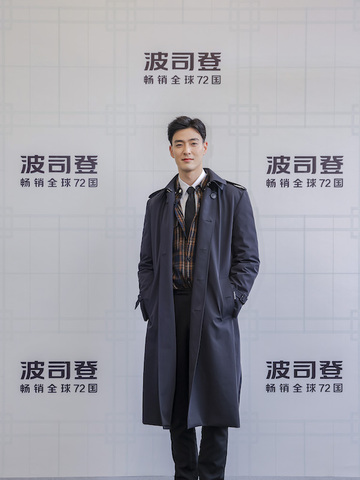 首创波司登风衣羽绒服限时快闪店登陆武商 MALL·武广 传递风衣羽绒商务新态度