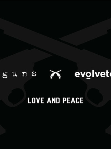 Roarguns 携手纽约生活方式品牌 evolvetogether 推出限量联名防护口罩