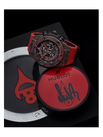 致敬冰球“传奇八号”运动员 HUBLOT宇舶表再创时计新作