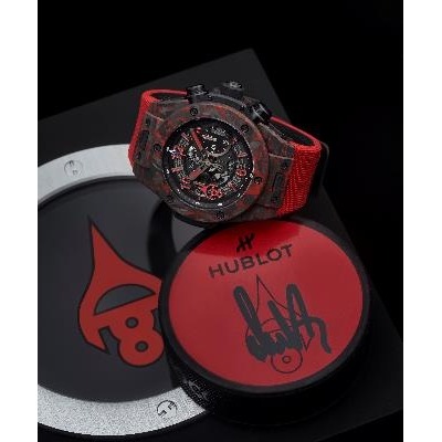 致敬冰球“传奇八号”运动员 HUBLOT宇舶表再创时计新作