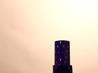 希芸流光无瑕粉底液——“耀”你好看