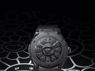 HUBLOT宇舶表发布经典融合系列村上隆腕表