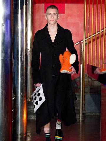JW Anderson 2022秋冬男装及早秋女装系列发布