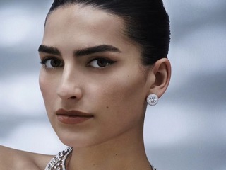 THE ALCHEMIST OF LIGHT DE BEERS JEWELLERS 戴比尔斯全新高级珠宝系列