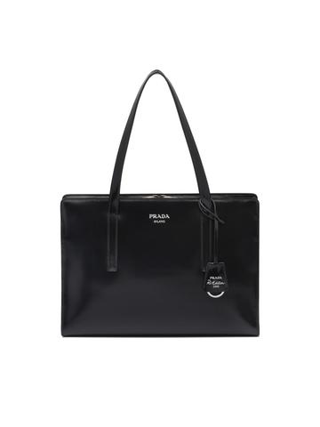 Prada “Re-Edition 1995”手袋  复刻九十年代经典原作 定格Prada极简主义与现代奢华