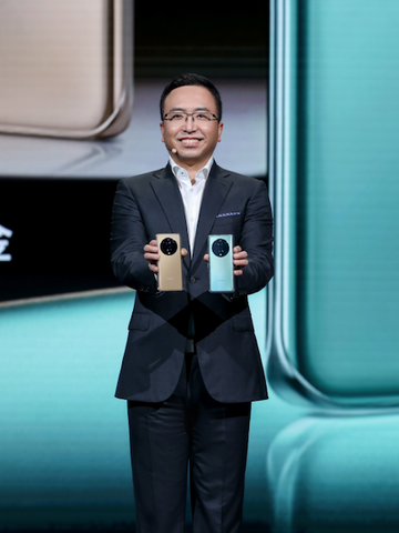 荣耀Magic4系列全能智慧旗舰国内发布，打破硬件内卷，荣耀开启高端旗舰手机智慧新赛道