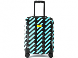CRASH BAGGAGE “极光蓝”专供限定款新品在得物App独家限量发售
