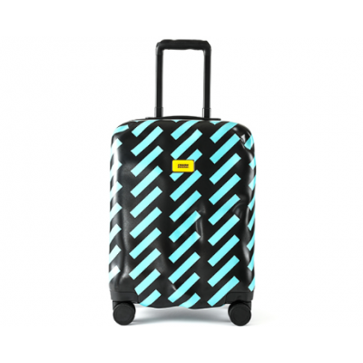 CRASH BAGGAGE “极光蓝”专供限定款新品在得物App独家限量发售