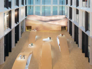Loro Piana 携手 Raphael Navot悉心呈现舒适自然的未来画卷