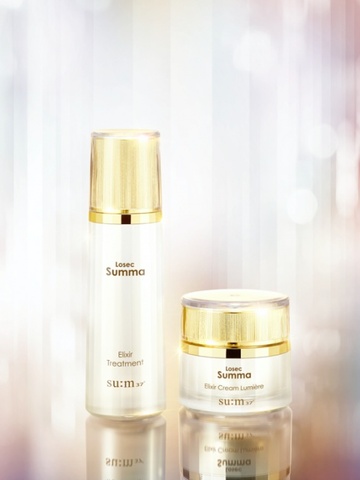 迎光CP焕活肌肤亮采，苏秘37°鎏金溯茫光耀系列璀璨上市