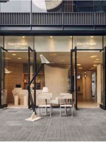  全球首间 Maison Margiela Café 于成都远洋太古里精品概念店盛大揭幕